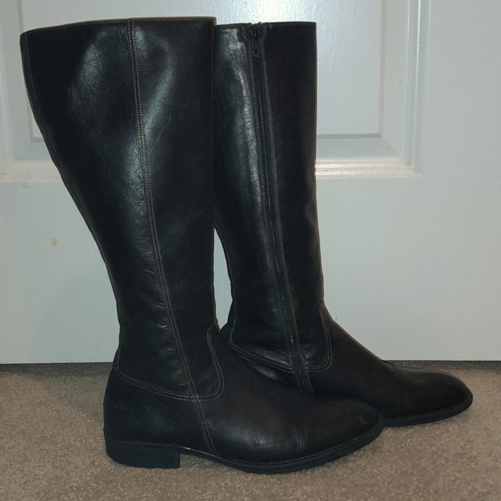 Beautiful JCrew black leather riding boots, lined with soft leather, size 6.5